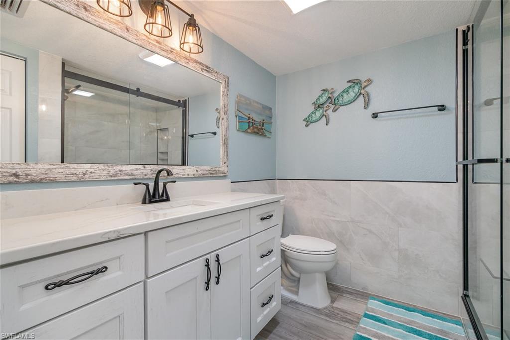 898 Buttonwood Dr 105 Property Photo 20