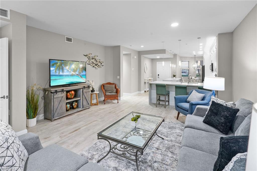 11041 Gulf Reflections Dr 103 Property Photo 7