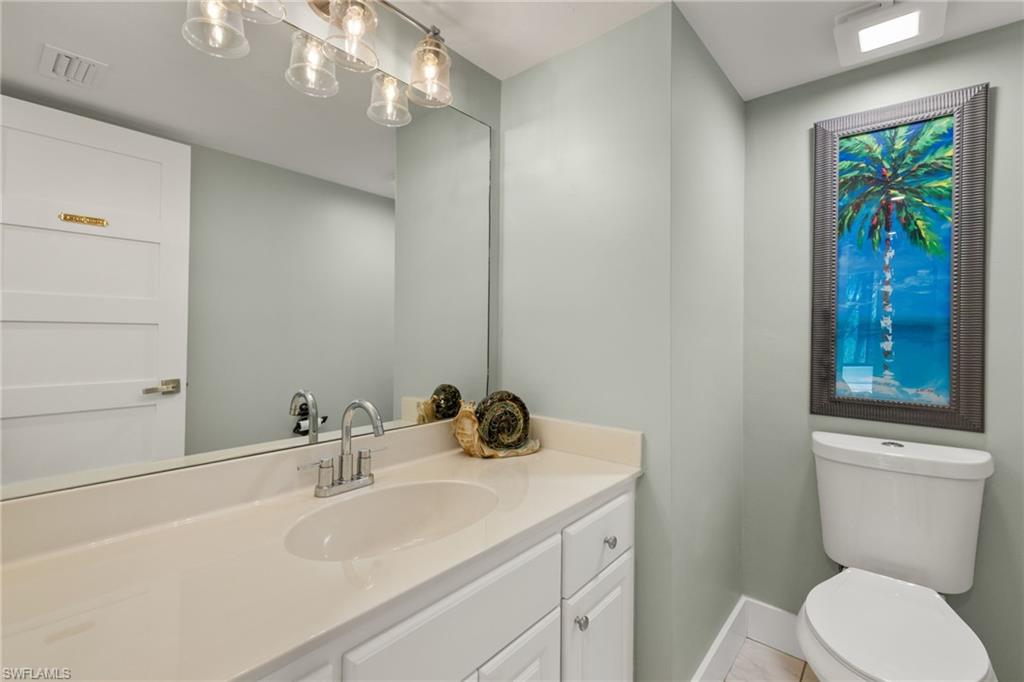 974 Greenwood Ct S Property Photo 23
