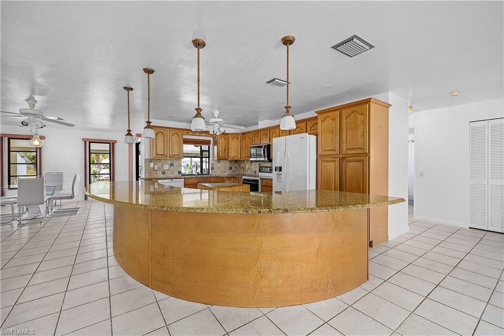 16201 Porto Bello St Property Photo 7