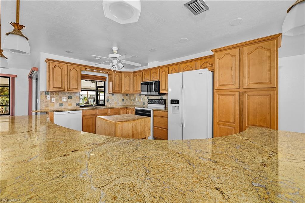 16201 Porto Bello St Property Photo 10