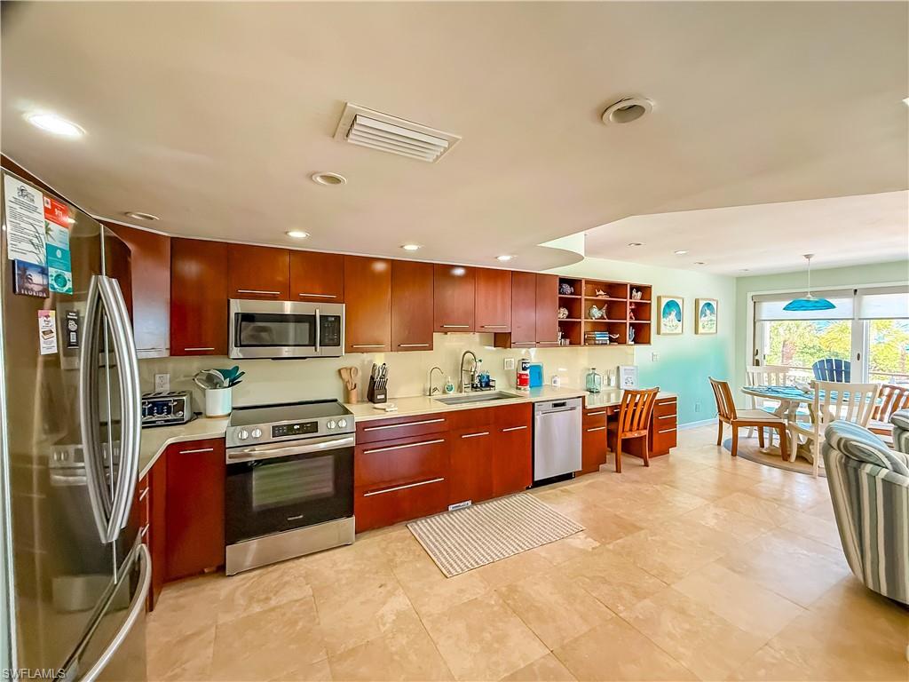 541 Gulf Ln Property Photo 19