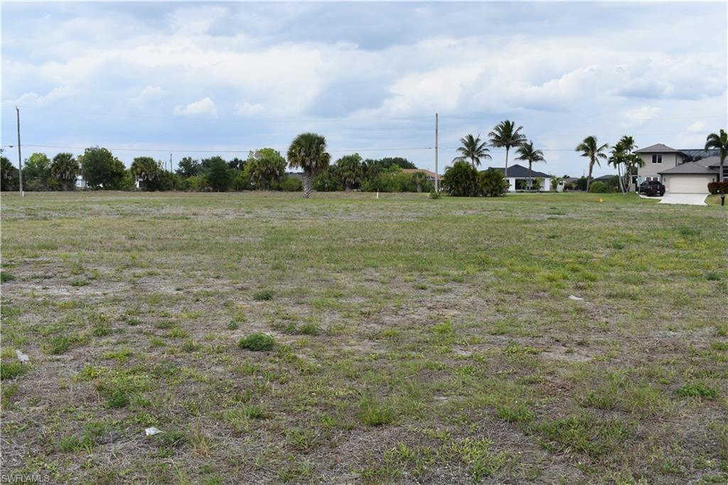 1305 Tropicana Pkwy W Property Photo 2