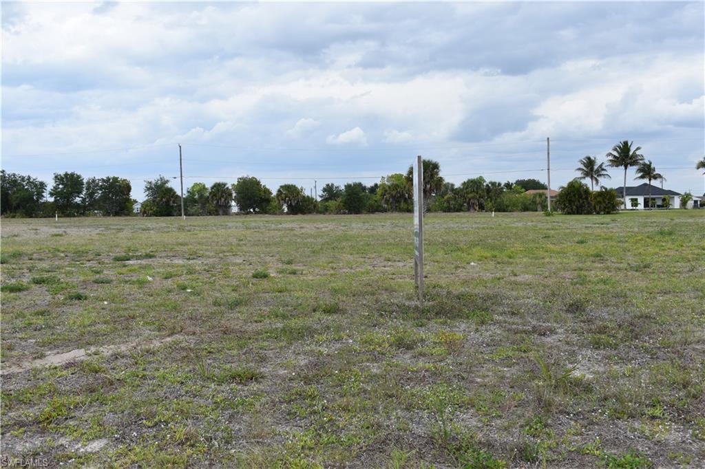 1305 Tropicana Pkwy W Property Photo 3
