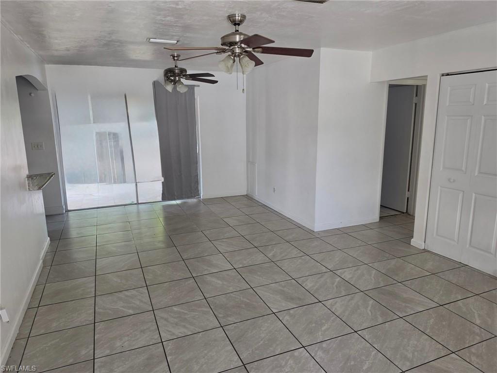 7262 Fair Oaks St Property Photo 2