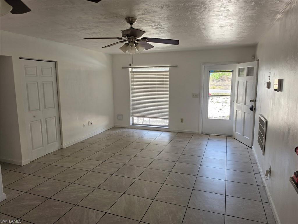 7262 Fair Oaks St Property Photo 4