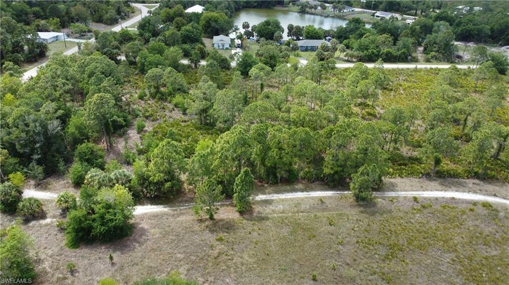 27270 Del Rio Dr Property Photo 3