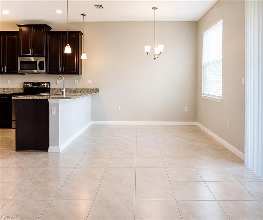 3878 Burrfield St Property Photo 12