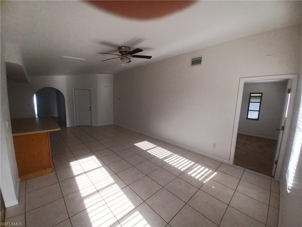 3305 Sw 7th Pl Property Photo 11