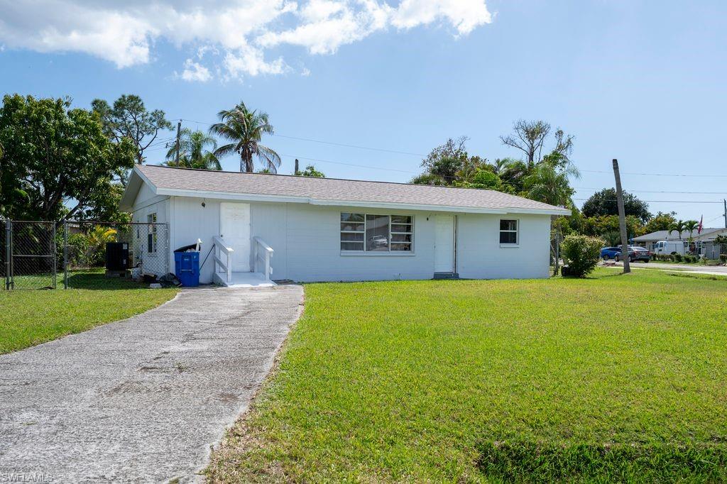 4631 New Haven Dr Property Photo 3