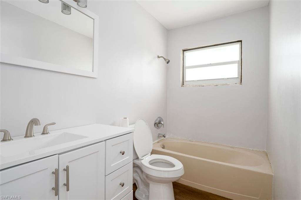 4631 New Haven Dr Property Photo 17