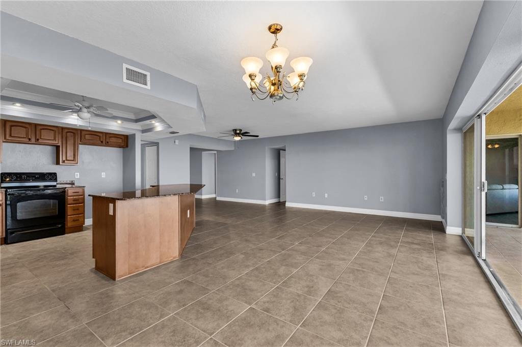 101 N Marion Ct 213 Property Photo 6