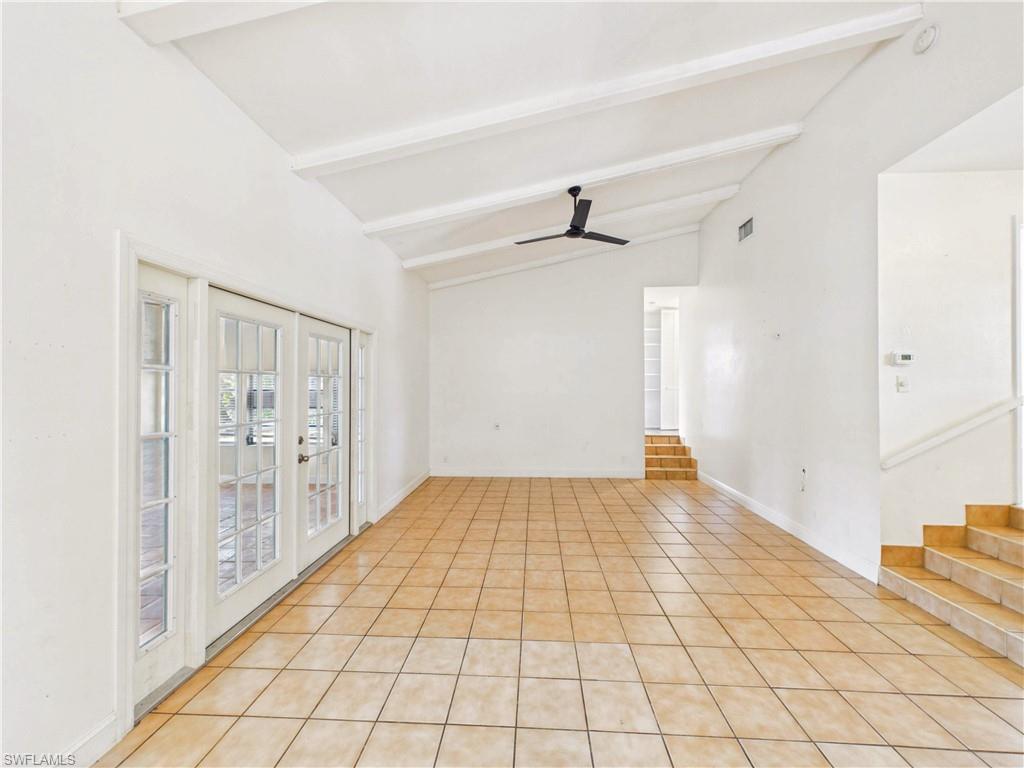 794 Hydrangea Dr Property Photo 5
