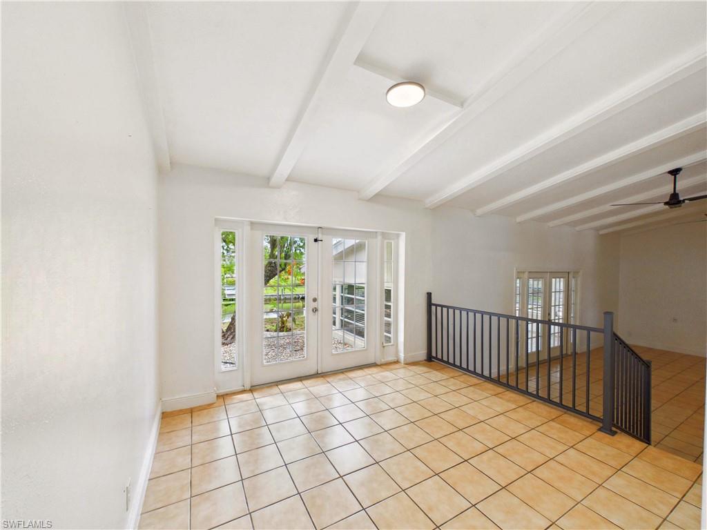 794 Hydrangea Dr Property Photo 7