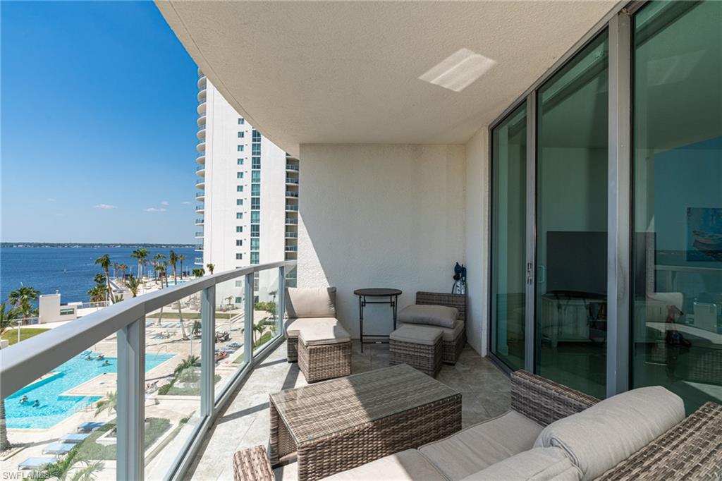 3000 Oasis Grand BLVD 801 Property Photo 1