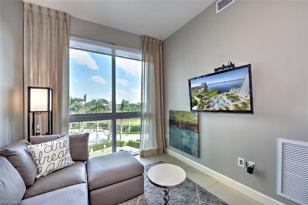 3000 Oasis Grand Blvd 407 Property Photo 17