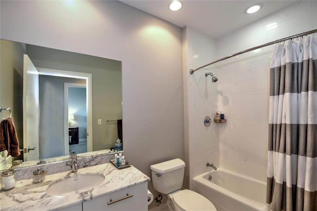 3000 Oasis Grand Blvd 407 Property Photo 21