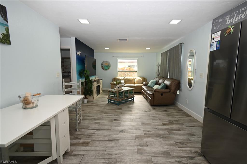 206 Cape Coral Pkwy W Property Photo 5