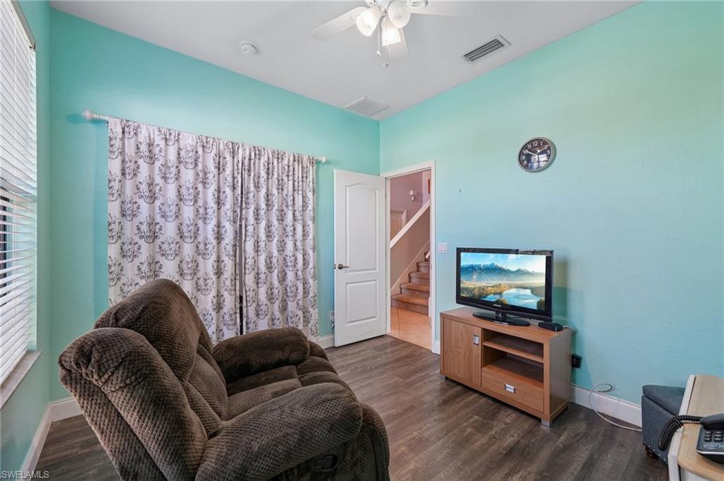 12142 Country Day Cir Property Photo 12