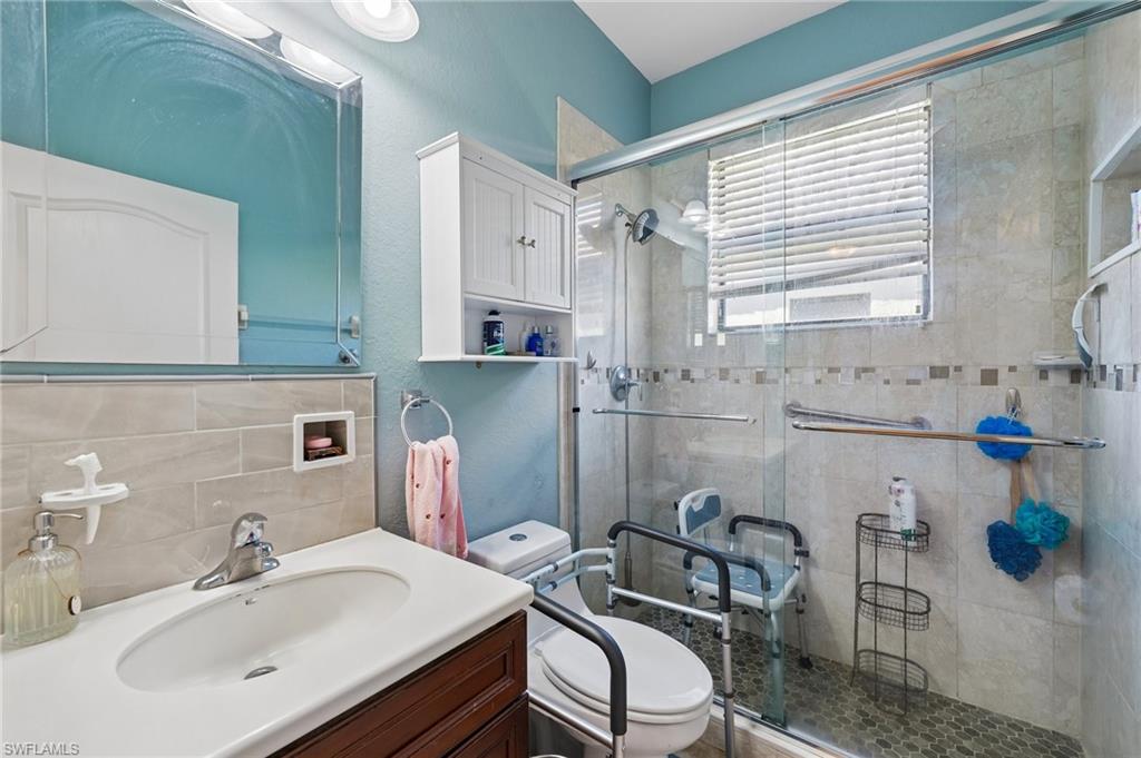 12142 Country Day Cir Property Photo 32