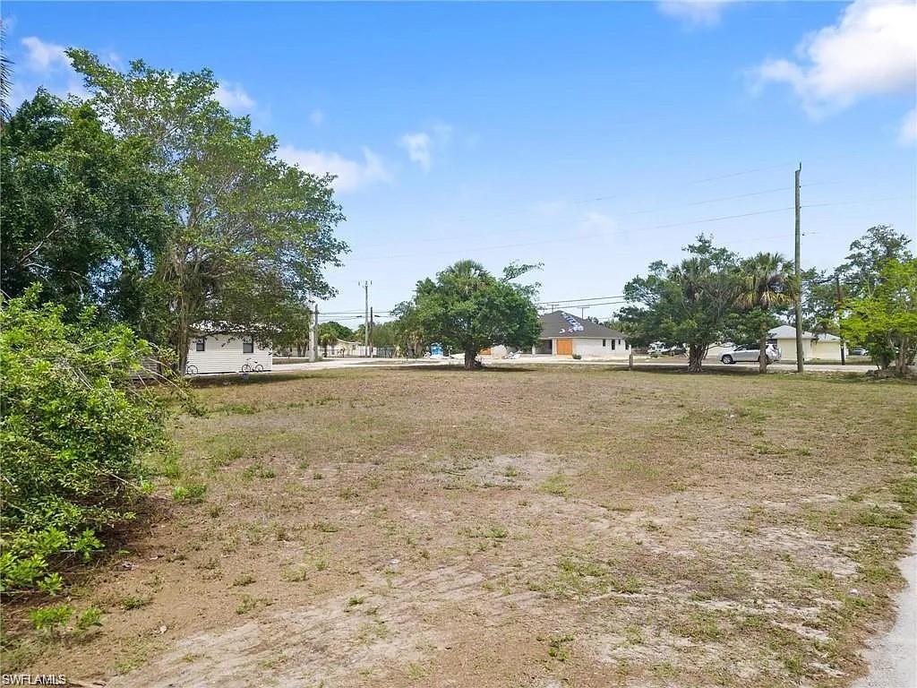 27820 Lime St Property Photo 2