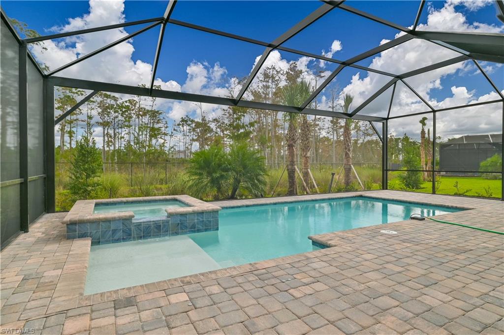 13699 Blue Bay Cir Property Photo 2