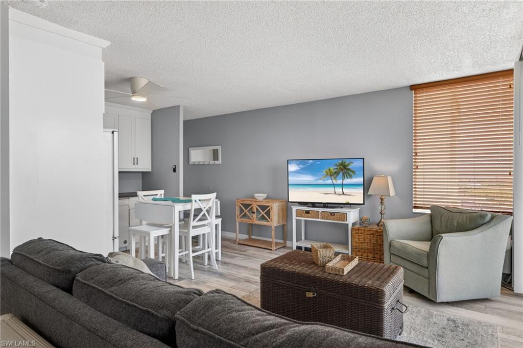 7330 Estero Blvd 1108 Property Photo 5