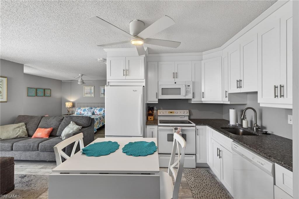 7330 Estero Blvd 1108 Property Photo 11