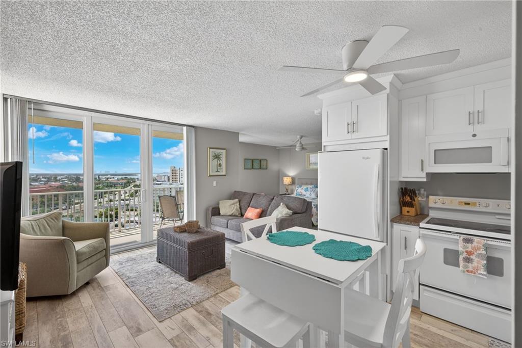 7330 Estero Blvd 1108 Property Photo 12