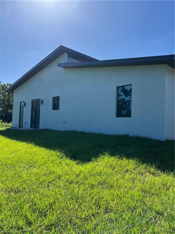 1131 Fogia St E Property Photo 14