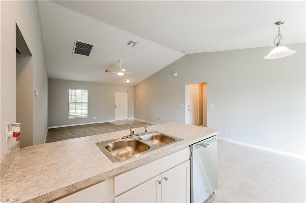 1222 Summa Blvd Property Photo 6