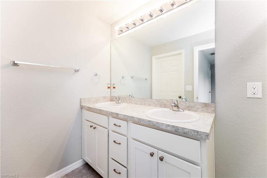 1222 Summa Blvd Property Photo 9