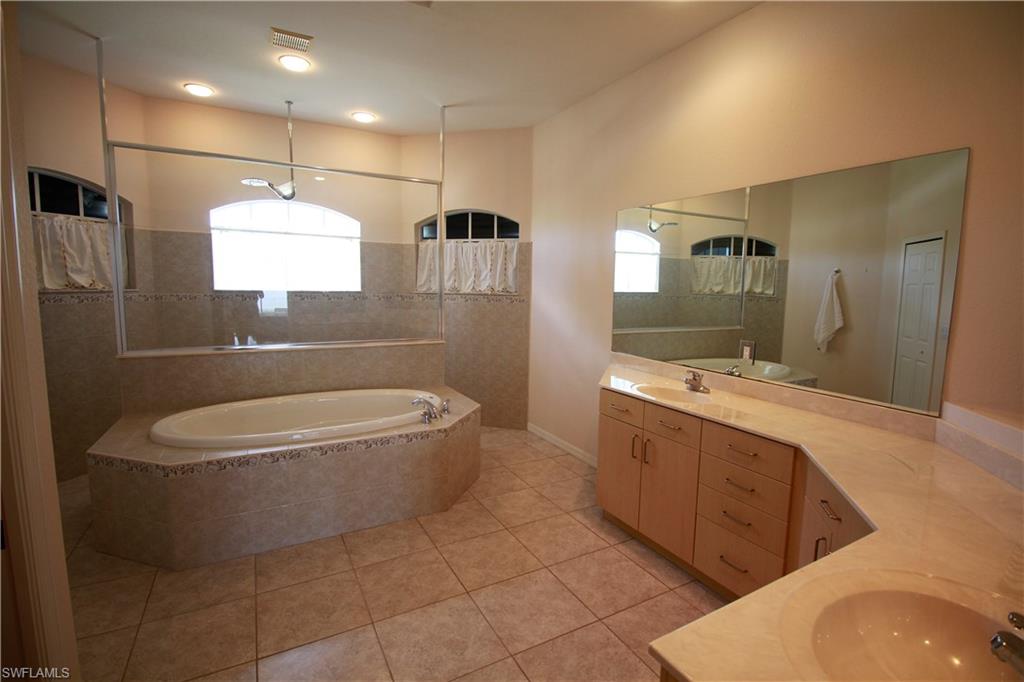 4213 Sw 14th Pl Property Photo 23