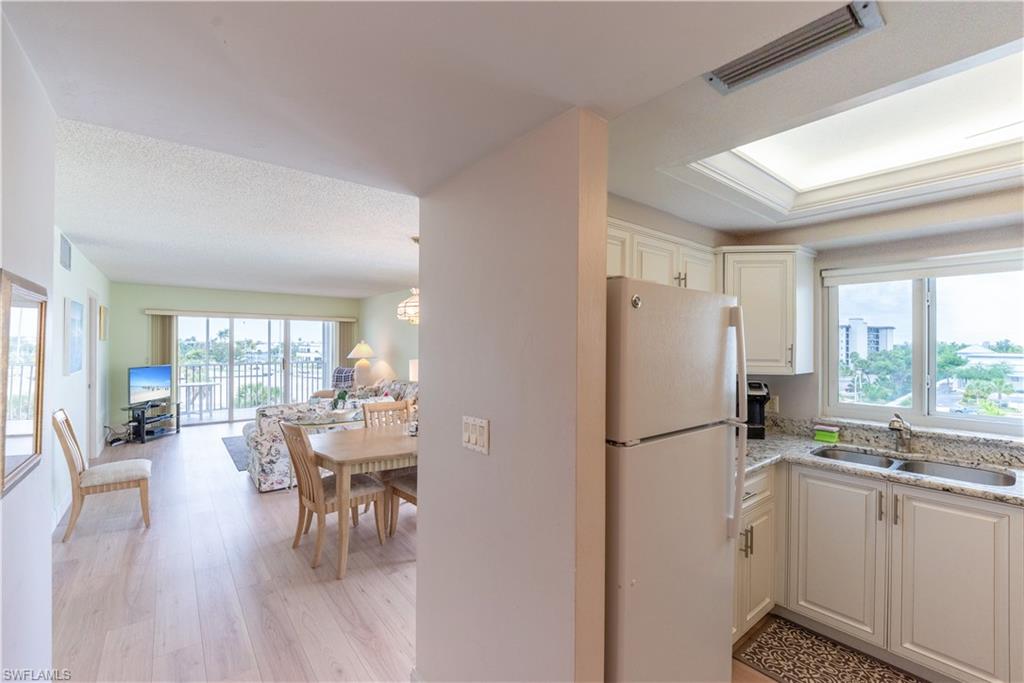 6900 Estero Blvd 401 Property Photo 2