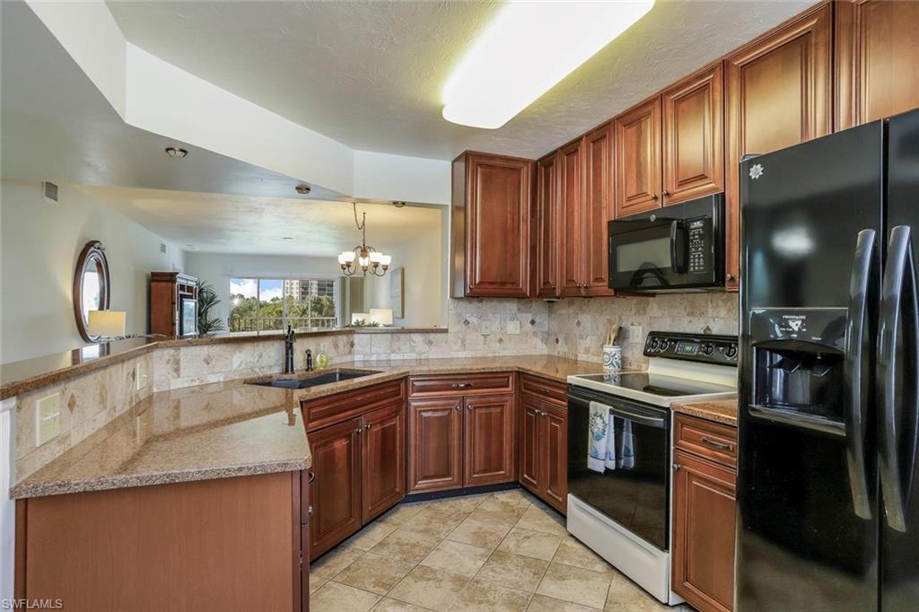 340 Horse Creek Dr 305 Property Photo 6
