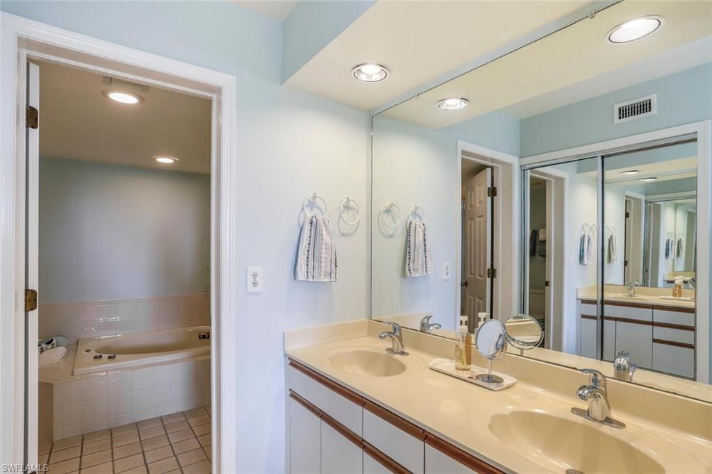 340 Horse Creek Dr 305 Property Photo 16