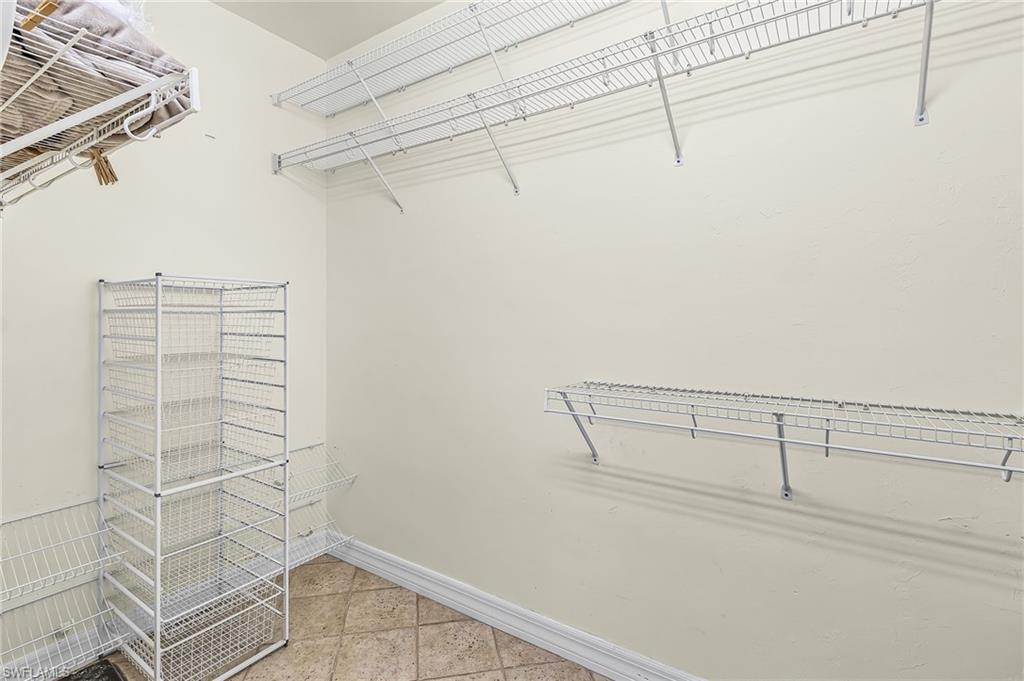 14221 Clubhouse Dr Property Photo 20