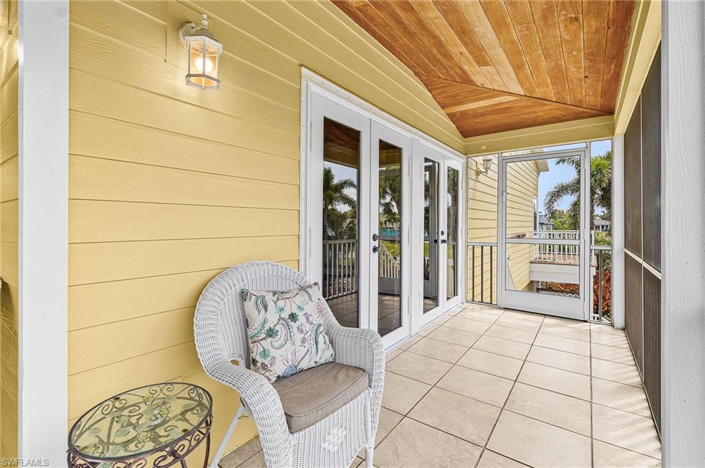 14221 Clubhouse Dr Property Photo 27