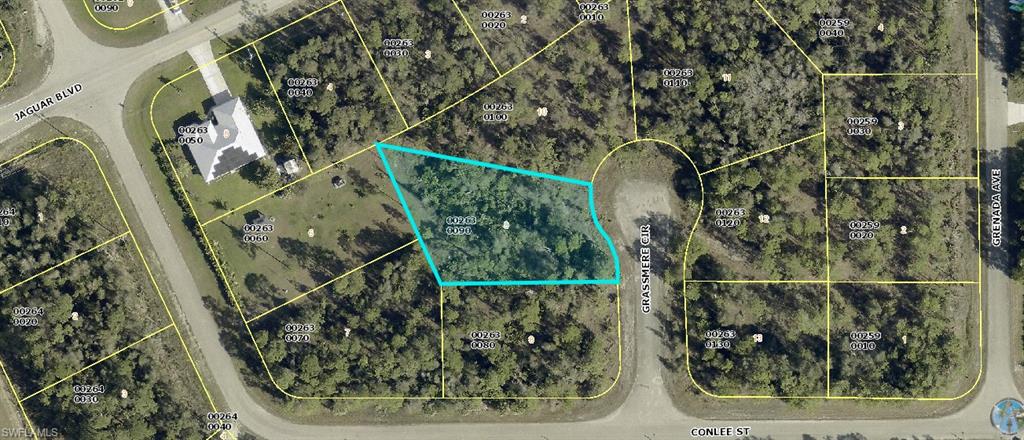 842 Grassmere Cir Property Photo 2