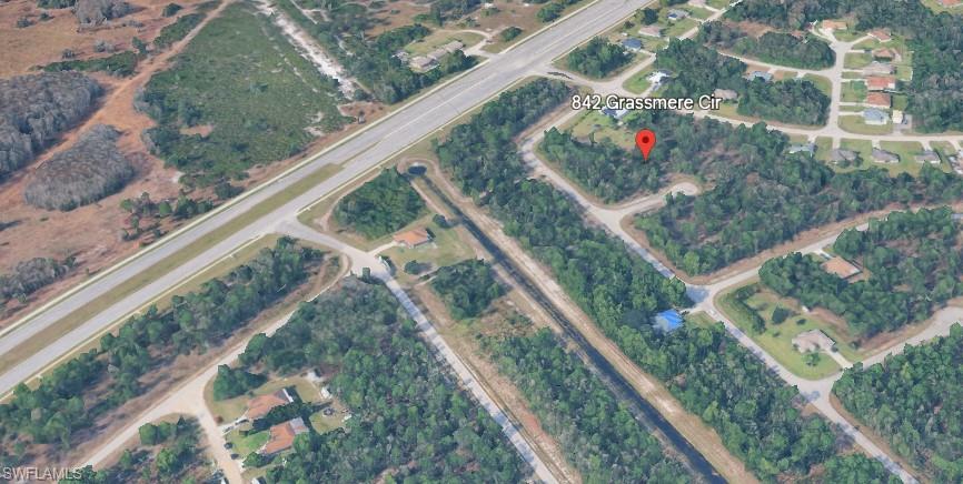 842 Grassmere Cir Property Photo 4
