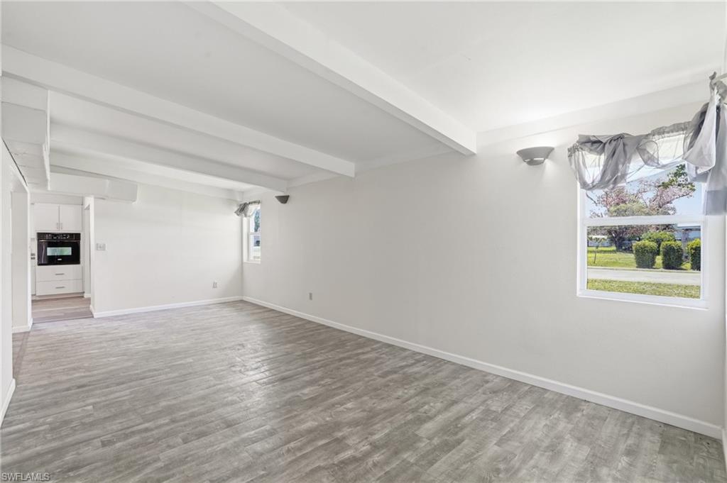 503 Myrtle St Property Photo 3