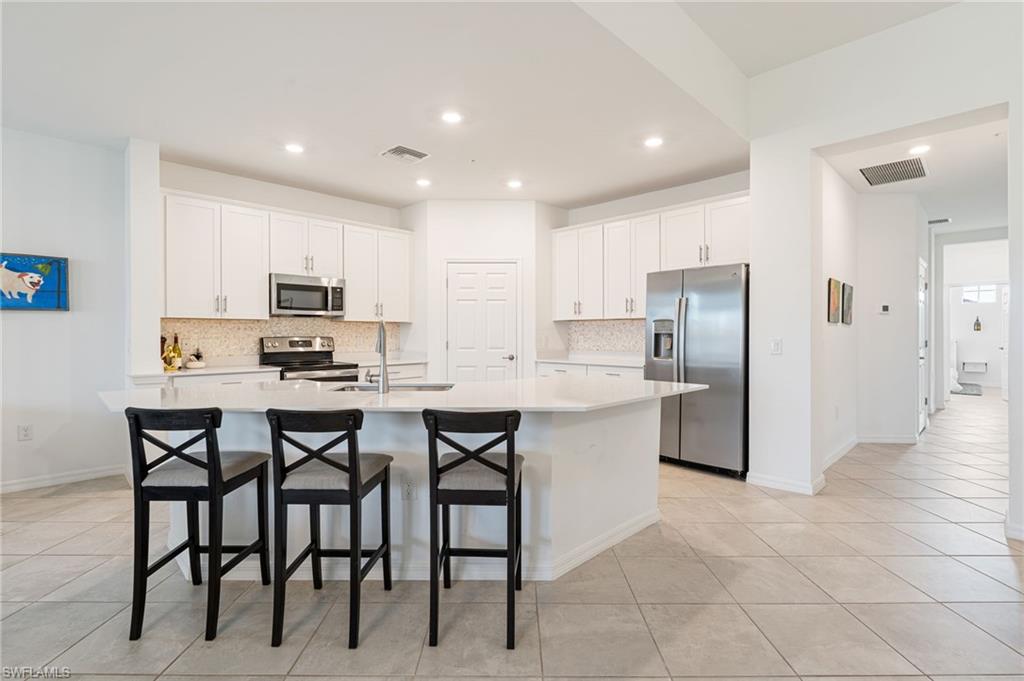 12050 Santaluz Dr 202 Property Photo 4