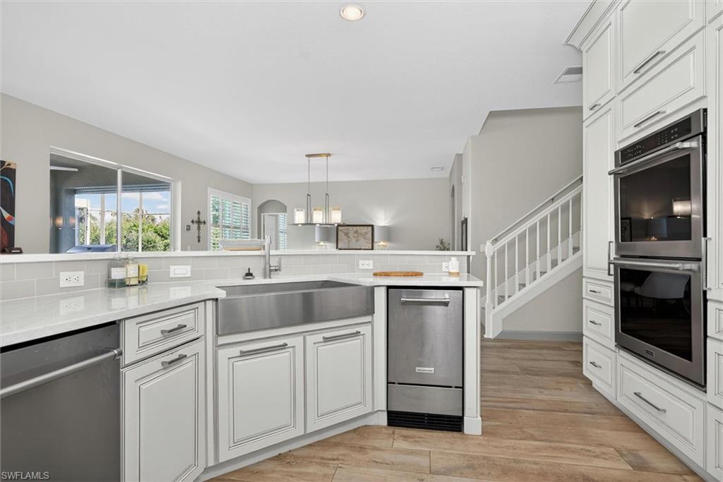 14017 Clear Water Ln Property Photo 8