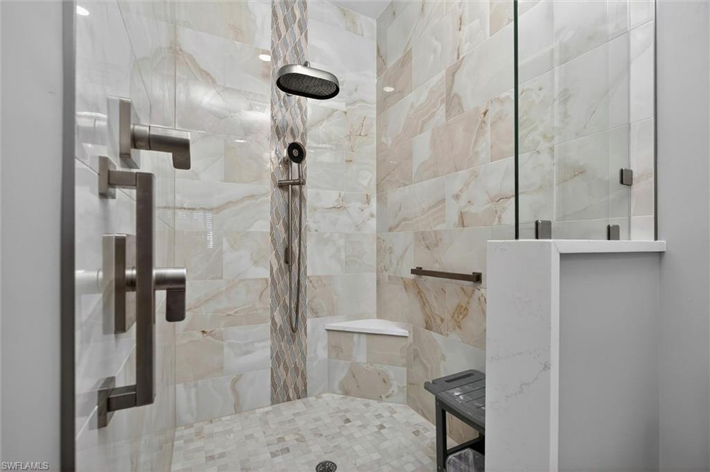 14017 Clear Water Ln Property Photo 18