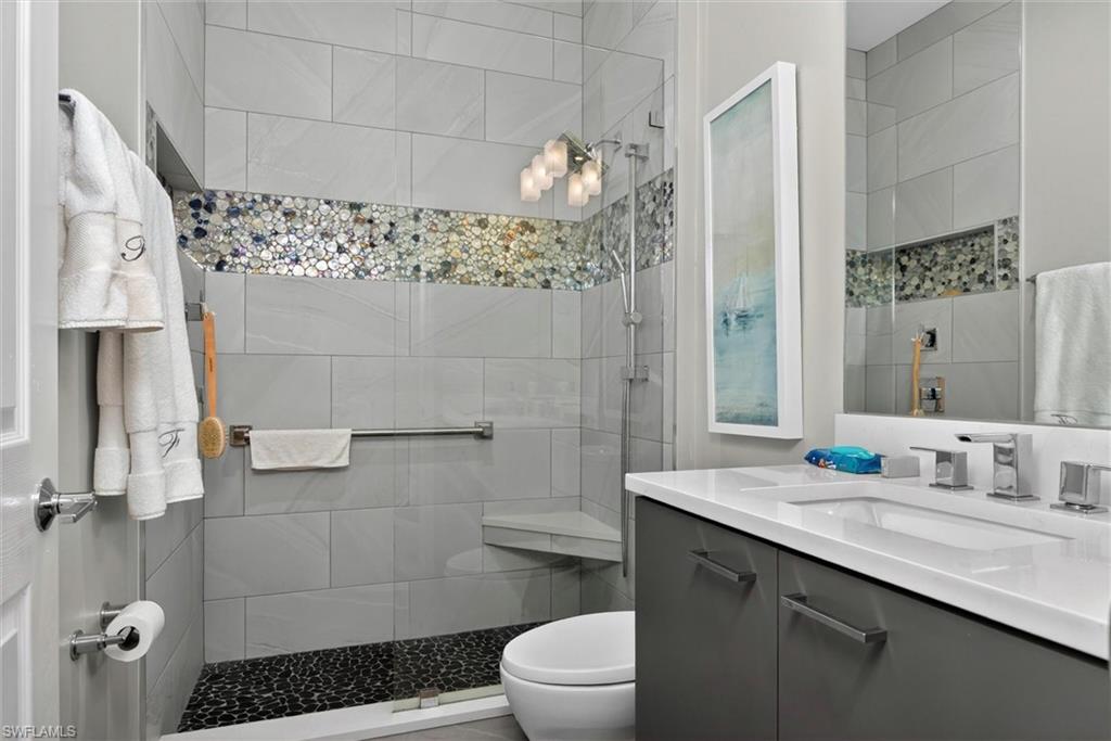 14017 Clear Water Ln Property Photo 27