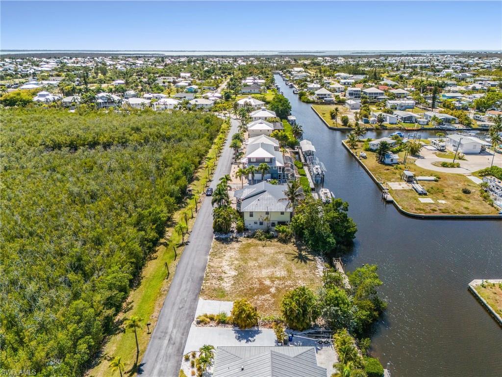 2936 Buttonwood Key Ct Property Photo 18