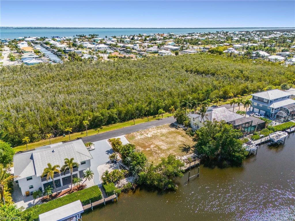 2936 Buttonwood Key Ct Property Photo 22