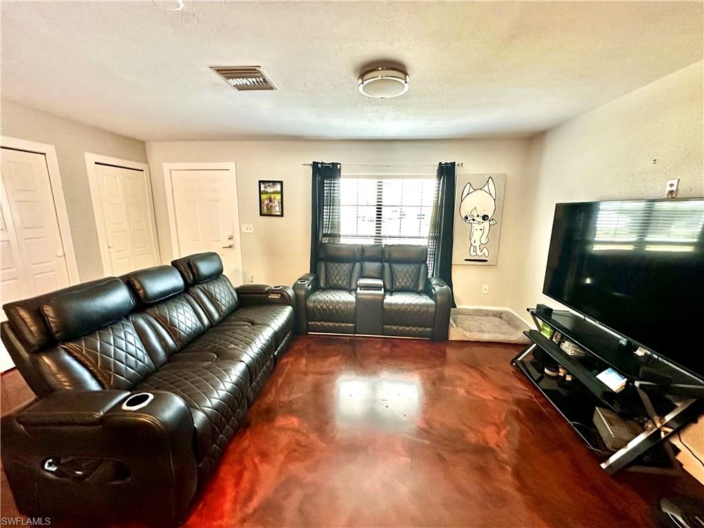 1763 Inlet Dr Property Photo 14
