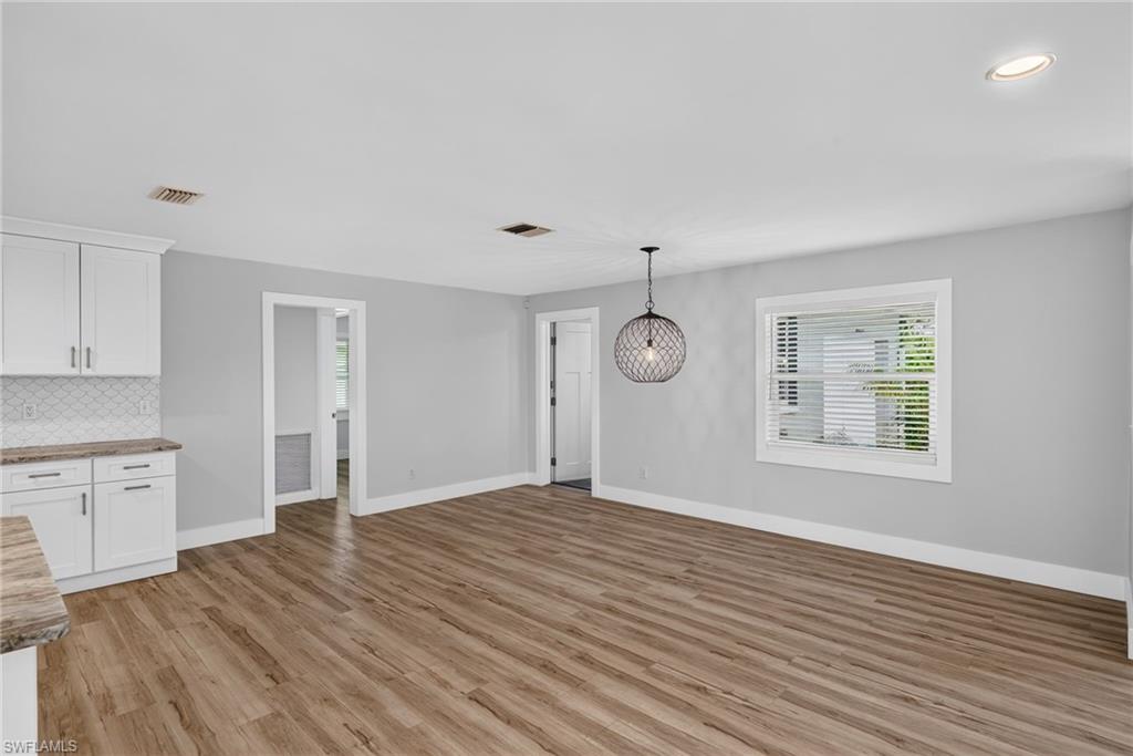 4957 Sorrento Ct Property Photo 7