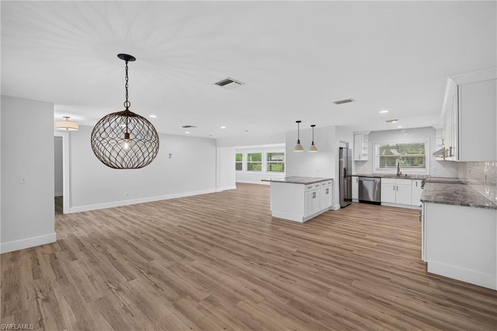 4957 Sorrento Ct Property Photo 9